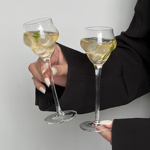 北欧ins风特调鸡尾酒杯高脚玻璃杯创意香槟酒杯个性 果汁杯饮料杯