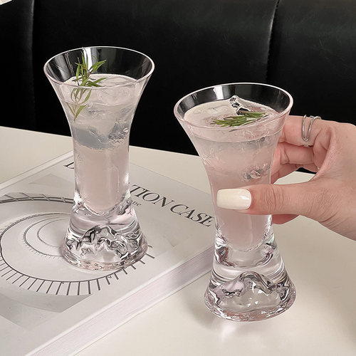 高颜值收腰观山杯ins风水晶杯