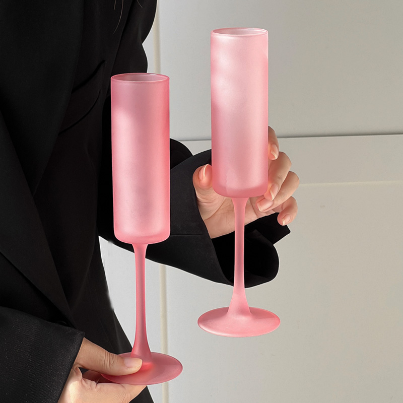 小众法式磨砂粉色直筒高脚玻璃杯高颜值香槟杯红酒杯创意鸡尾酒杯