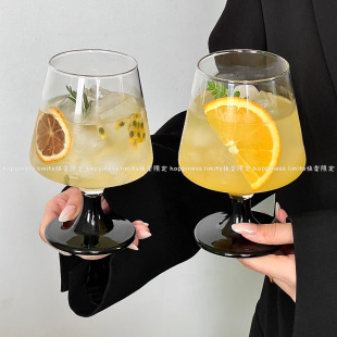 高级感黑色高脚玻璃杯家用苏打气泡水杯夏天果汁冷饮品杯鸡尾酒杯