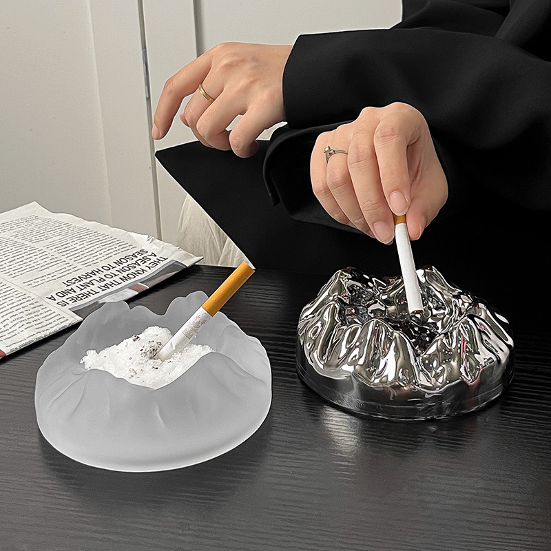 北欧风轻奢烟灰缸家用客厅办公室创意磨砂冰山摆件潮流装饰雪茄缸