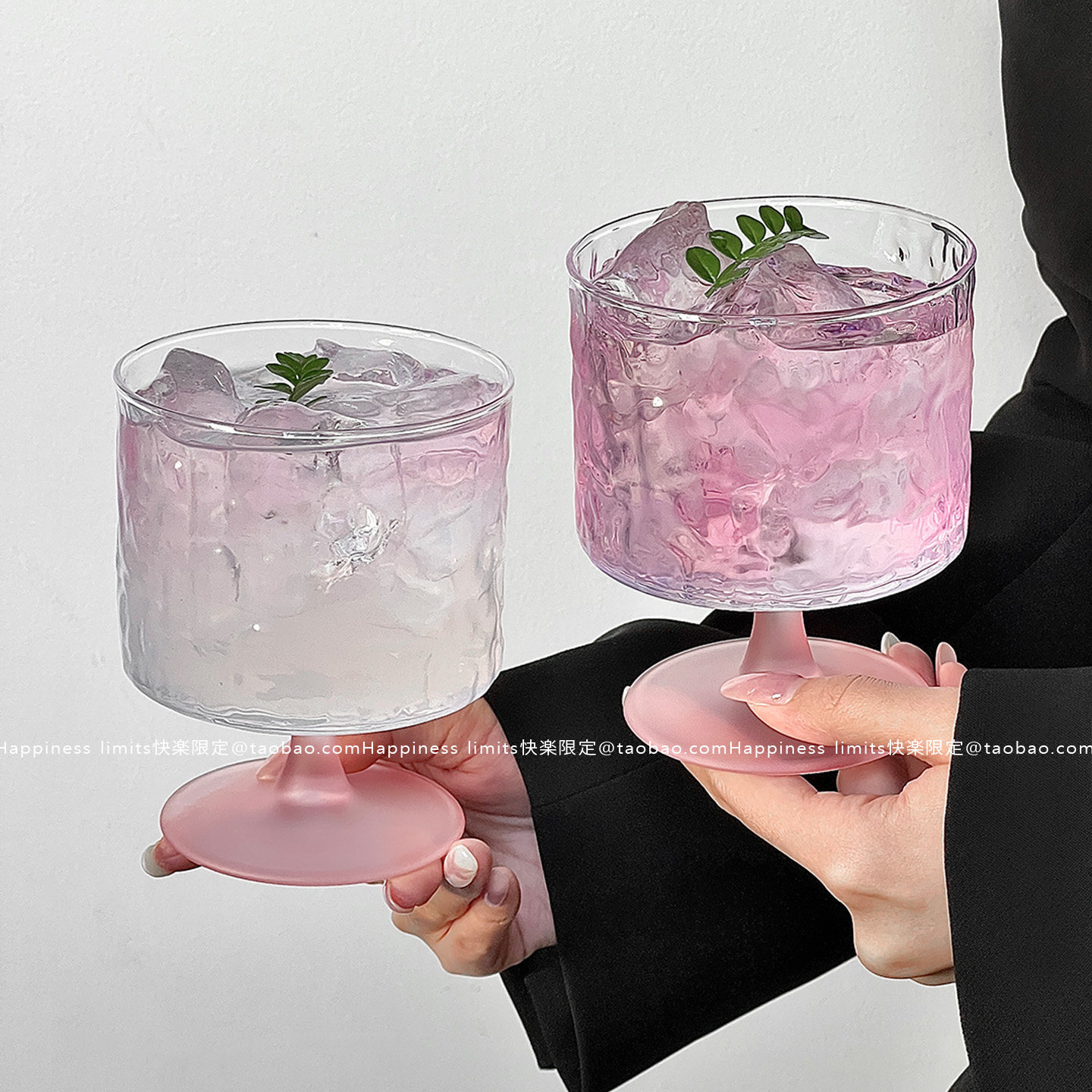 高颜值粉色高脚玻璃杯微醺特调女生果酒杯调酒杯鸡尾酒杯饮品杯子