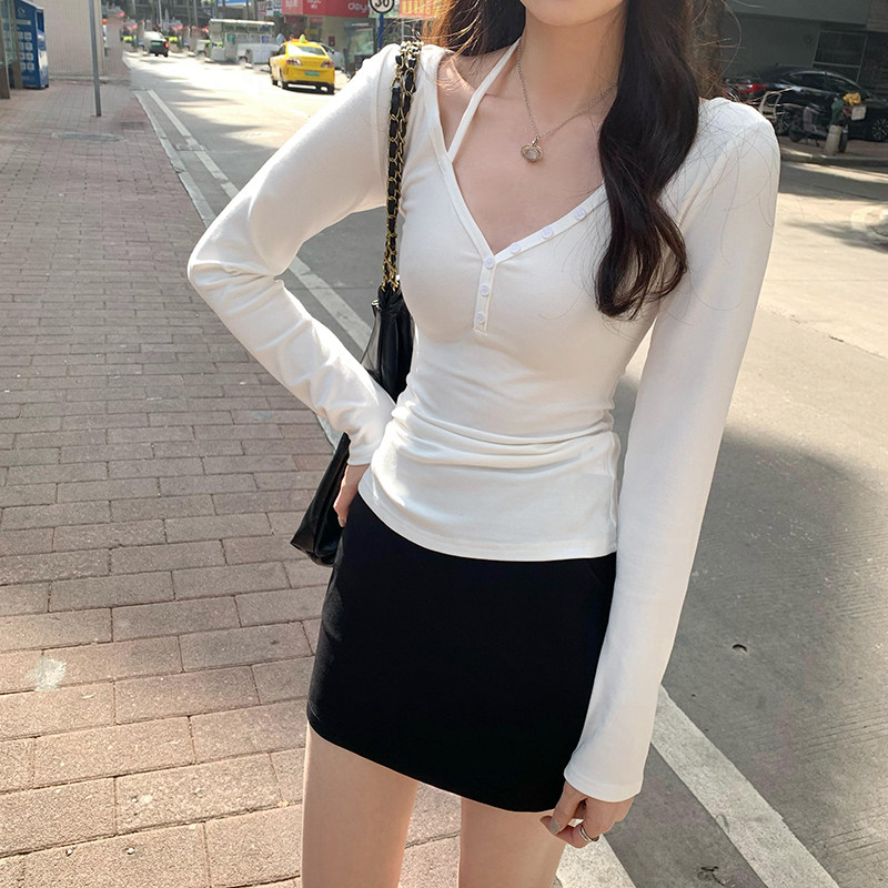 辣妹挂脖纽扣V领内搭打底女春秋2025新款修身显瘦长袖纯欲百搭T恤,女装/女士精品,T恤,淘宝优惠券,粉丝福利购,淘宝优惠卷