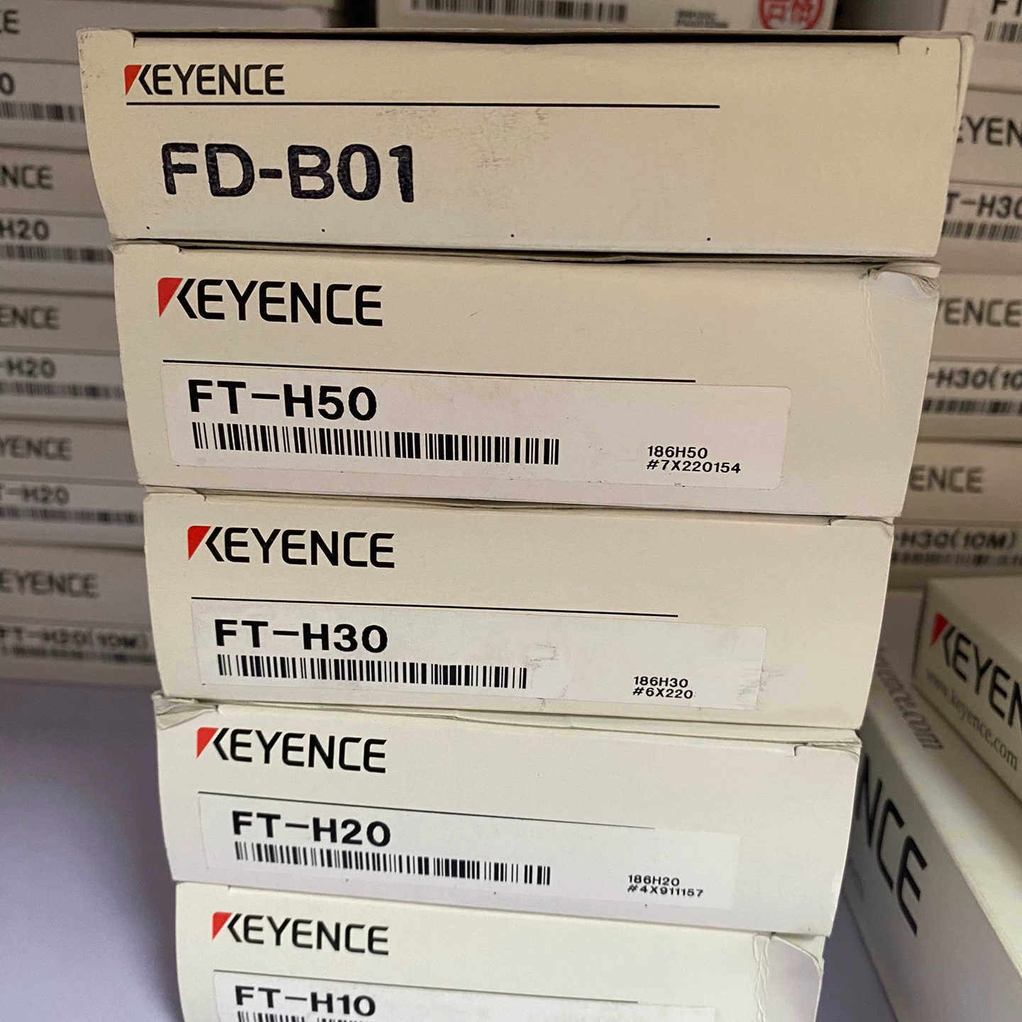 基恩士 温度传感器 FT-H10 FT-H20 FT-H30议价