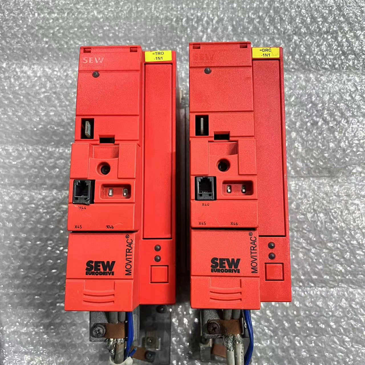 MC07B0008-5A3-4-00 SEW变频器，0.75议价