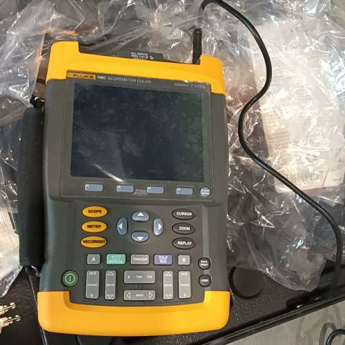 (议价）福禄克Fluke 199C彩色示波器，200MHz带宽，2.