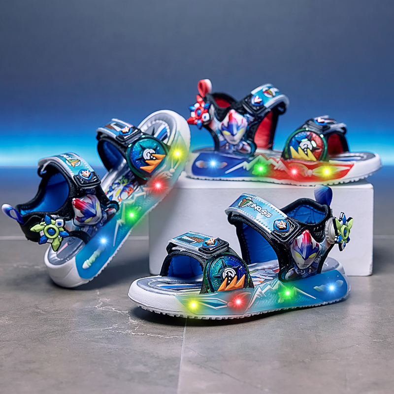 亮灯男童凉鞋2025夏季新款软底防滑宝宝鞋子儿童沙滩鞋男孩发光鞋