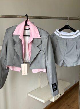 撞色拼接西服阔腿高腰短裤两件套