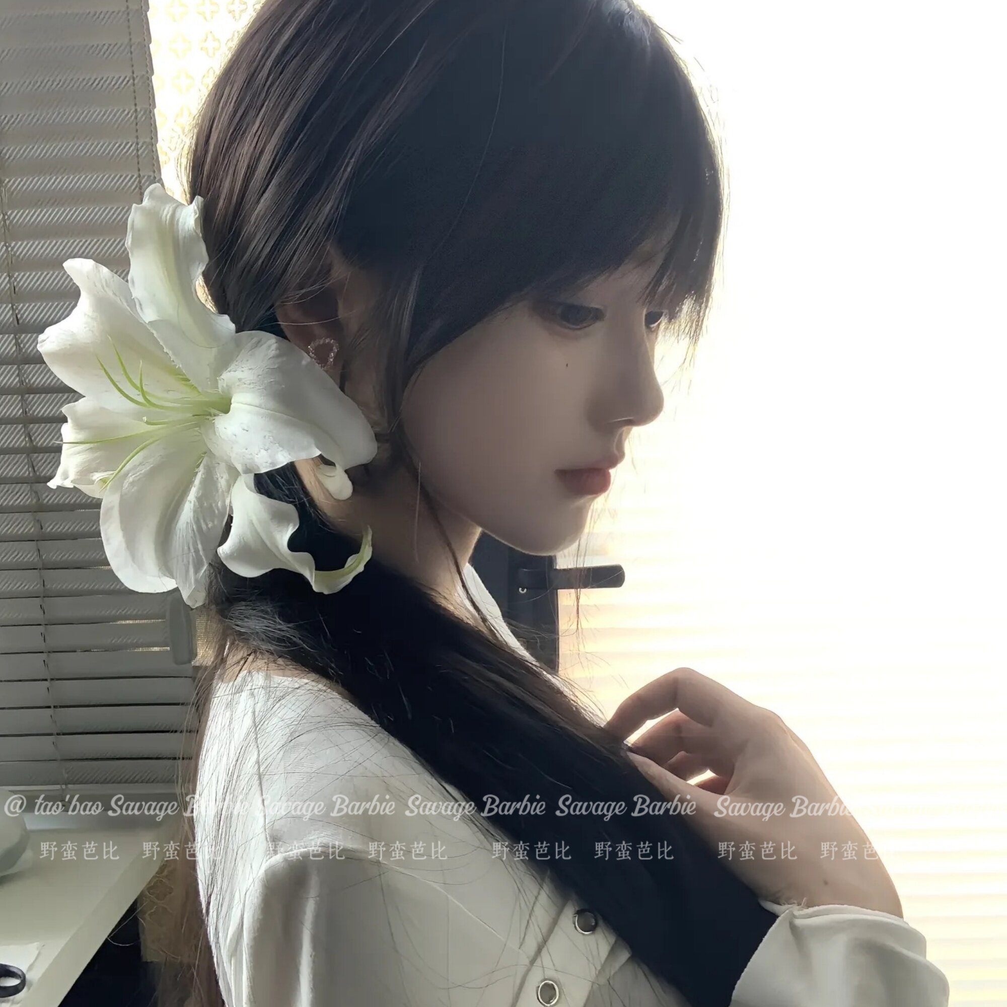 新中式立体百合花朵抓夹超仙氛围感仿真花侧边夹高级感后脑勺发饰