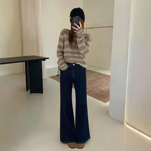 四面弹黑金色小个子十分筒喇裤女