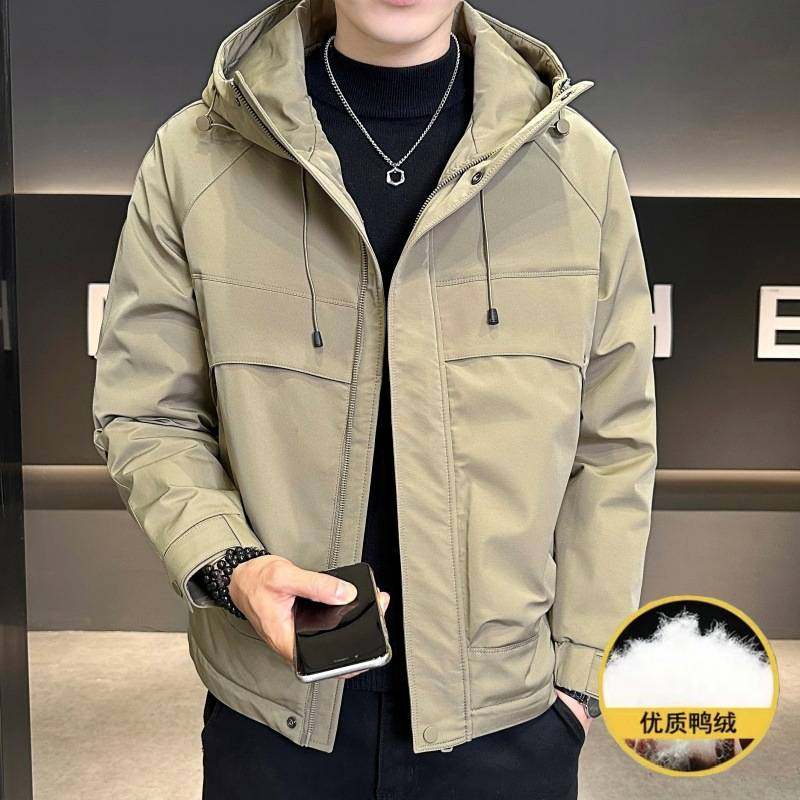 官方品牌中青年男士时尚保暖连帽羽绒服男短款冬季新款百搭白鸭绒