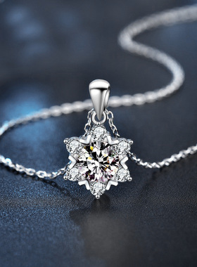 Last danse S925纯银莫桑石雪花项链女配饰吊坠轻奢高级感锁骨链