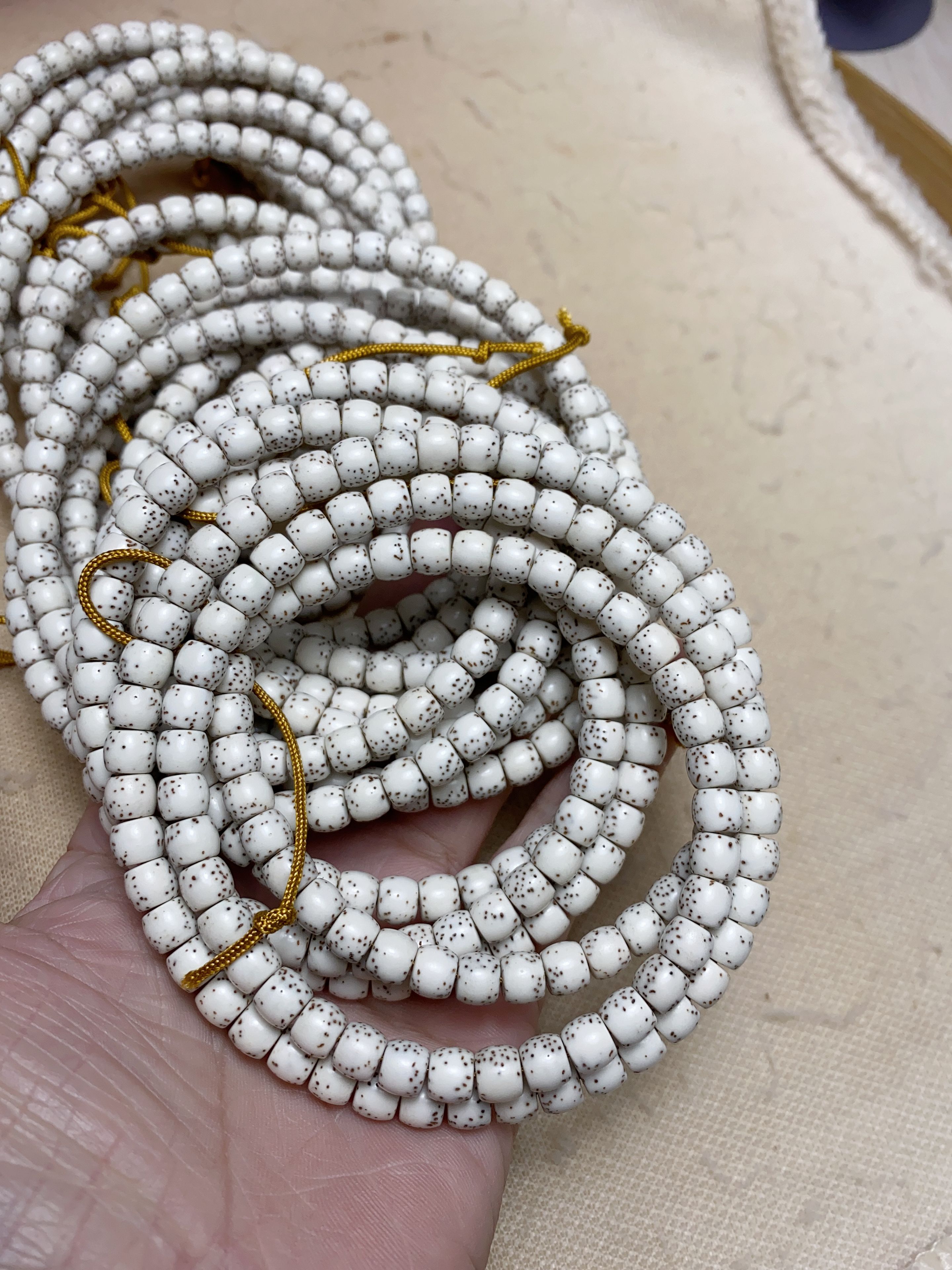 留白星月菩提6×7直切桶珠108粒长串挂链念珠佛珠海南料原生态