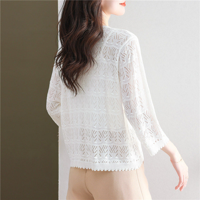 白色冰丝针织防晒开衫女镂空薄披肩外搭V领空调衫七分袖短款坎肩