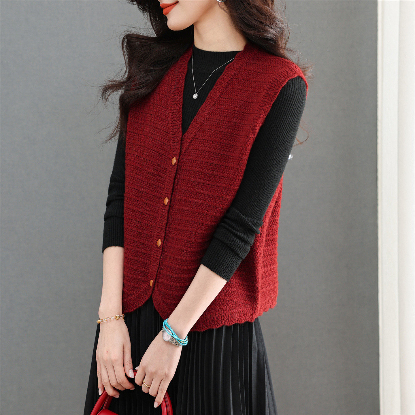 配裙子针织开衫红色马甲背心女士春装2026年新款上衣马夹坎肩外套