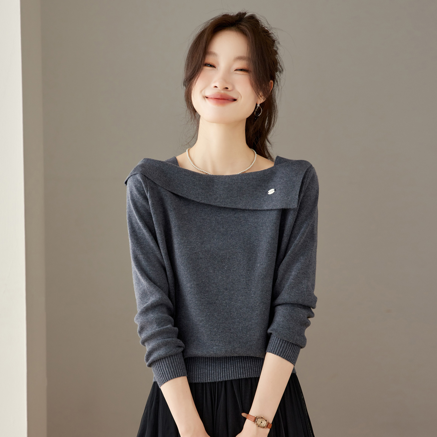 一字领针织衫女2025春秋新款时尚洋气长袖套头T恤衫翻领短款上衣