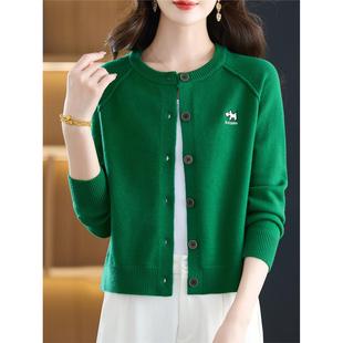 绿色圆领针织衫开衫女毛衫上衣春秋新款宽松配裙子短款毛衣外套薄