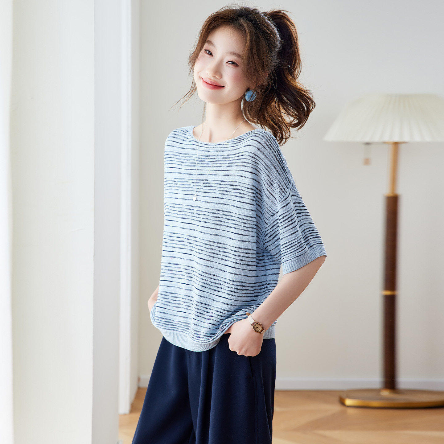 冰丝条纹短袖T恤女2026夏季新款小个子正肩半袖体恤超火针织上衣