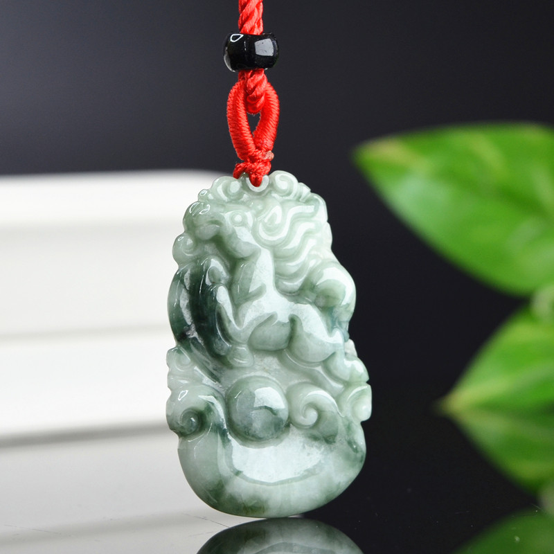 天然翡翠马挂件A货缅甸十二生肖吊坠玉石马牌送男女友生日礼物