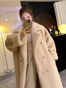 皮毛一体羊羔毛外套女长款冬季高级感加厚翻领仿水貂毛毛皮草大衣