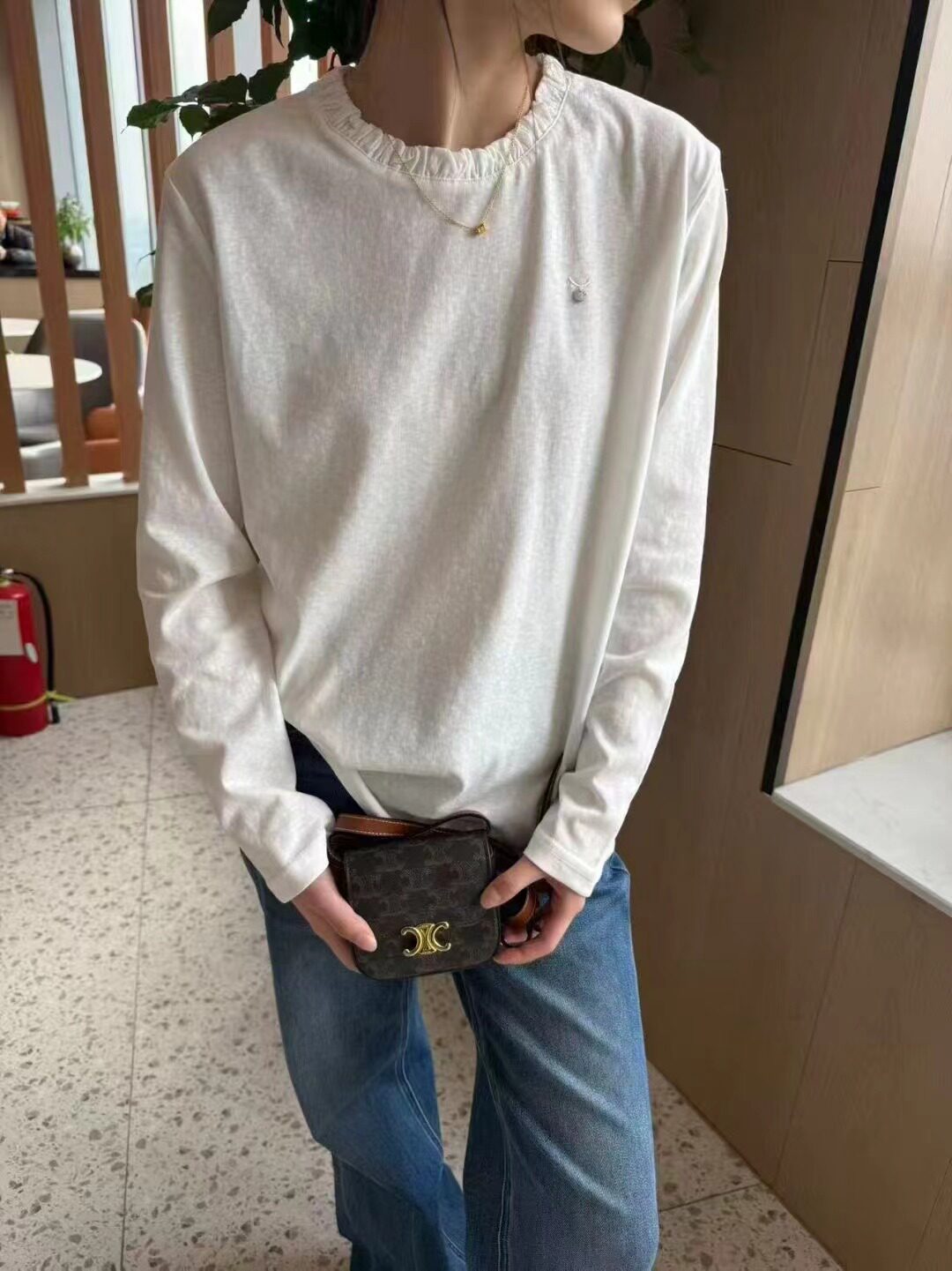 2026春季新款简约设计感刺绣长袖T恤女宽松休闲百搭上衣