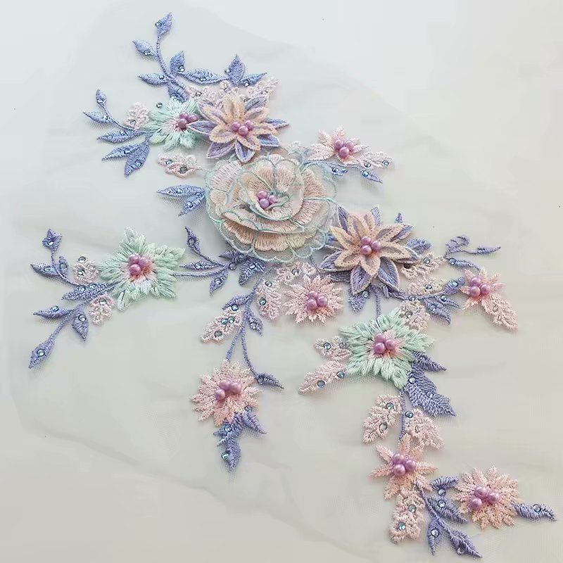 欣欣向荣立体花钉珠刺绣