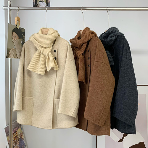 韩系针织连帽围巾羊毛短外套