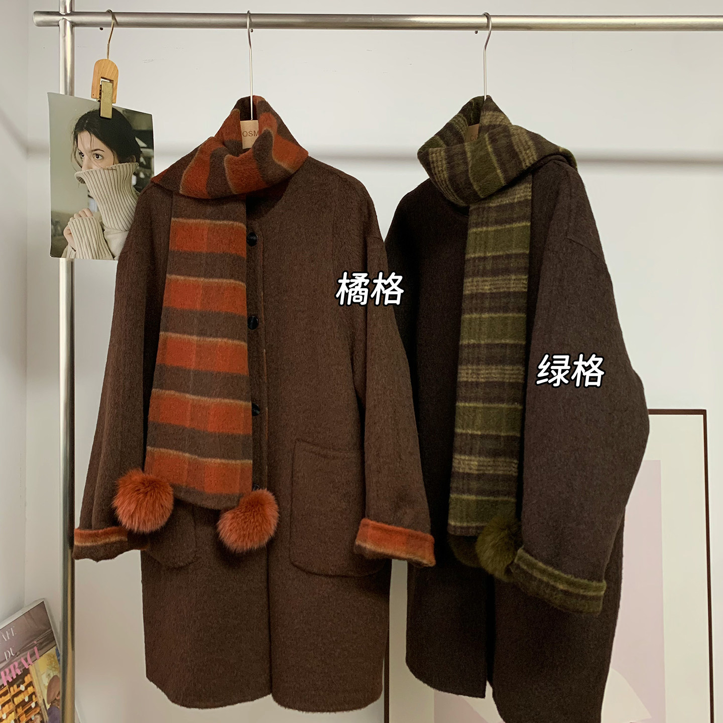 韩系!狐狸毛球格子围巾大衣