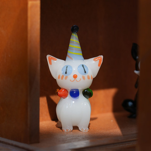 淄博琉璃马戏团小猫治愈车载摆件