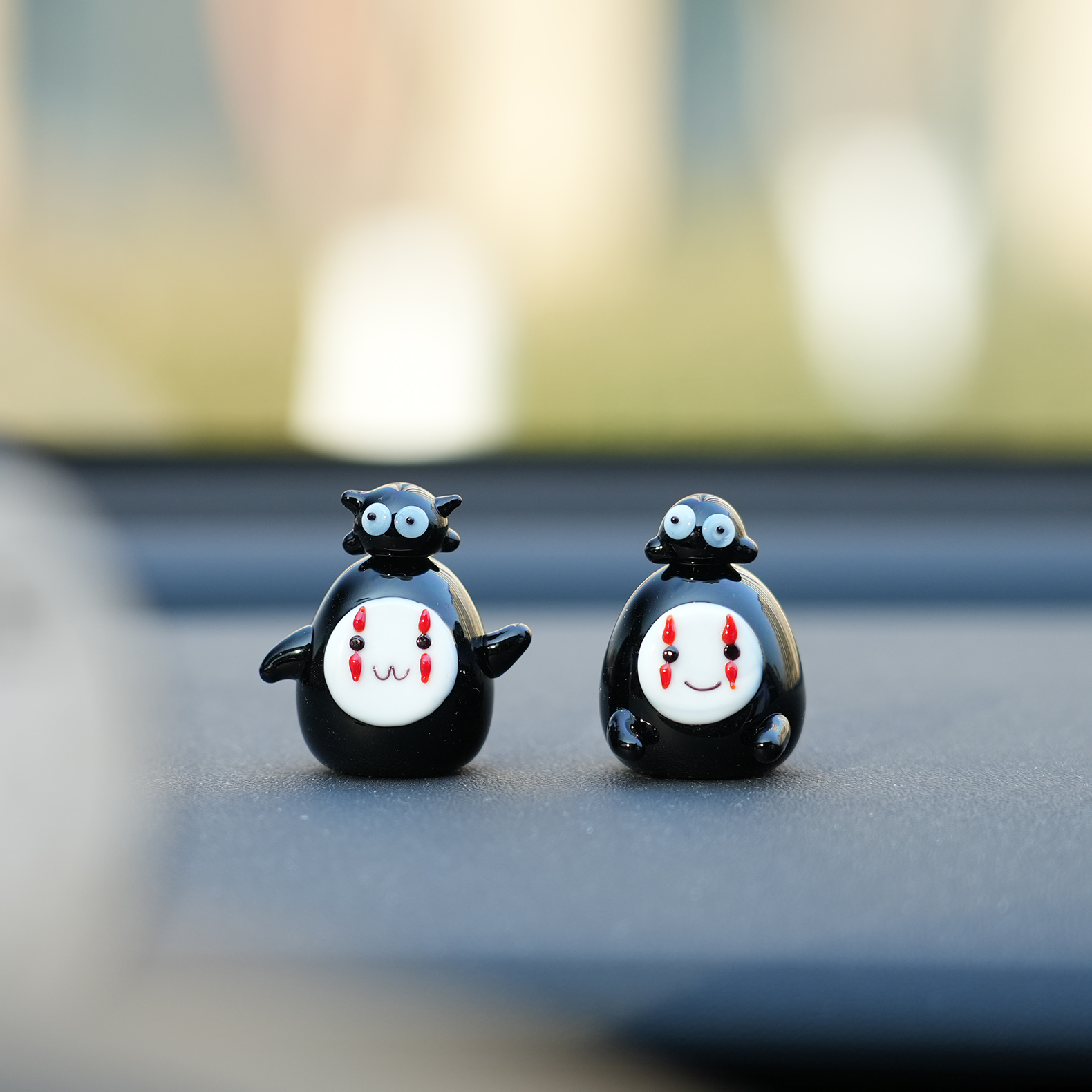 琉璃宫崎骏与小煤球车载桌面摆件