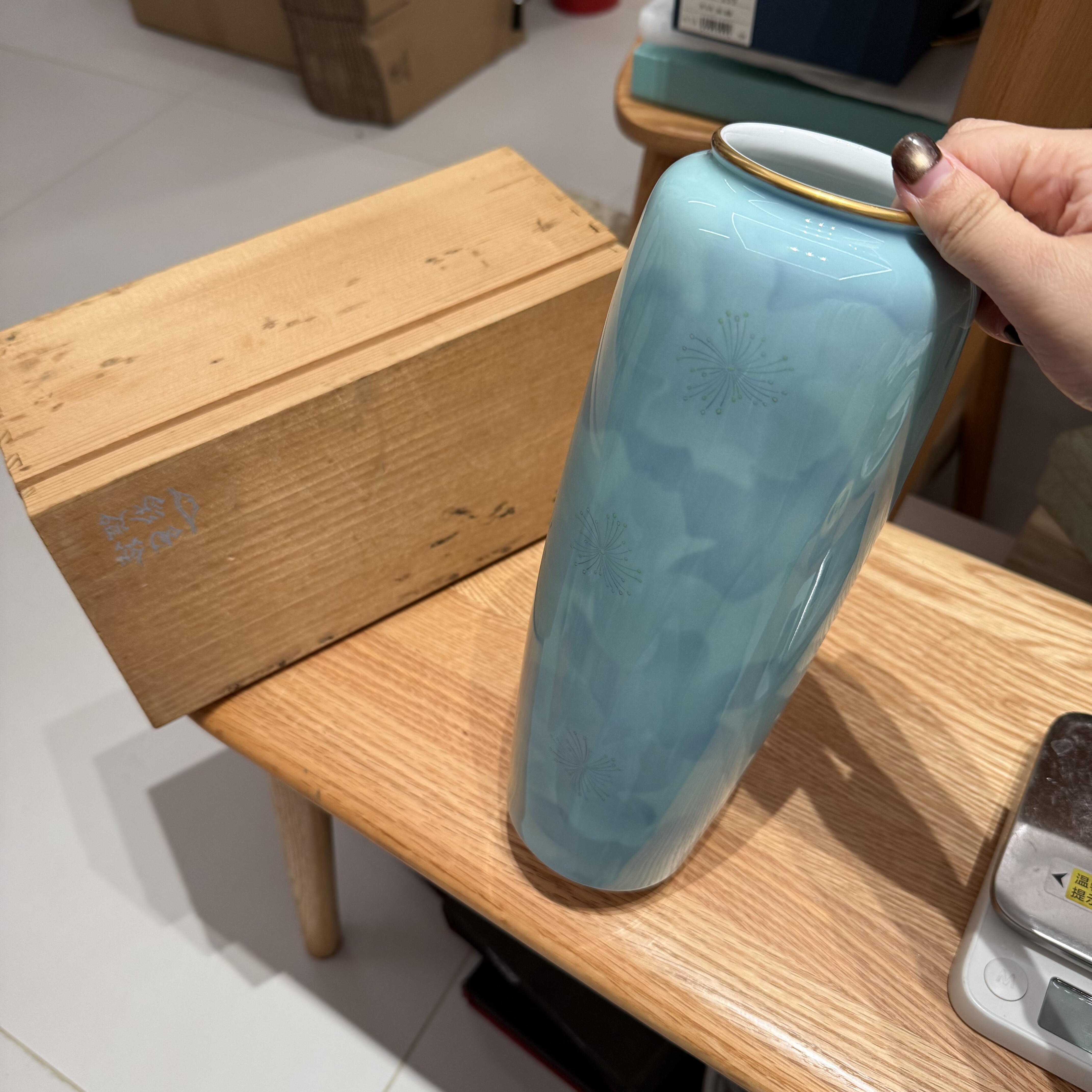 日本中古深川制官窑染付色绘湖蓝绿色花瓶花器摆件29cm保真