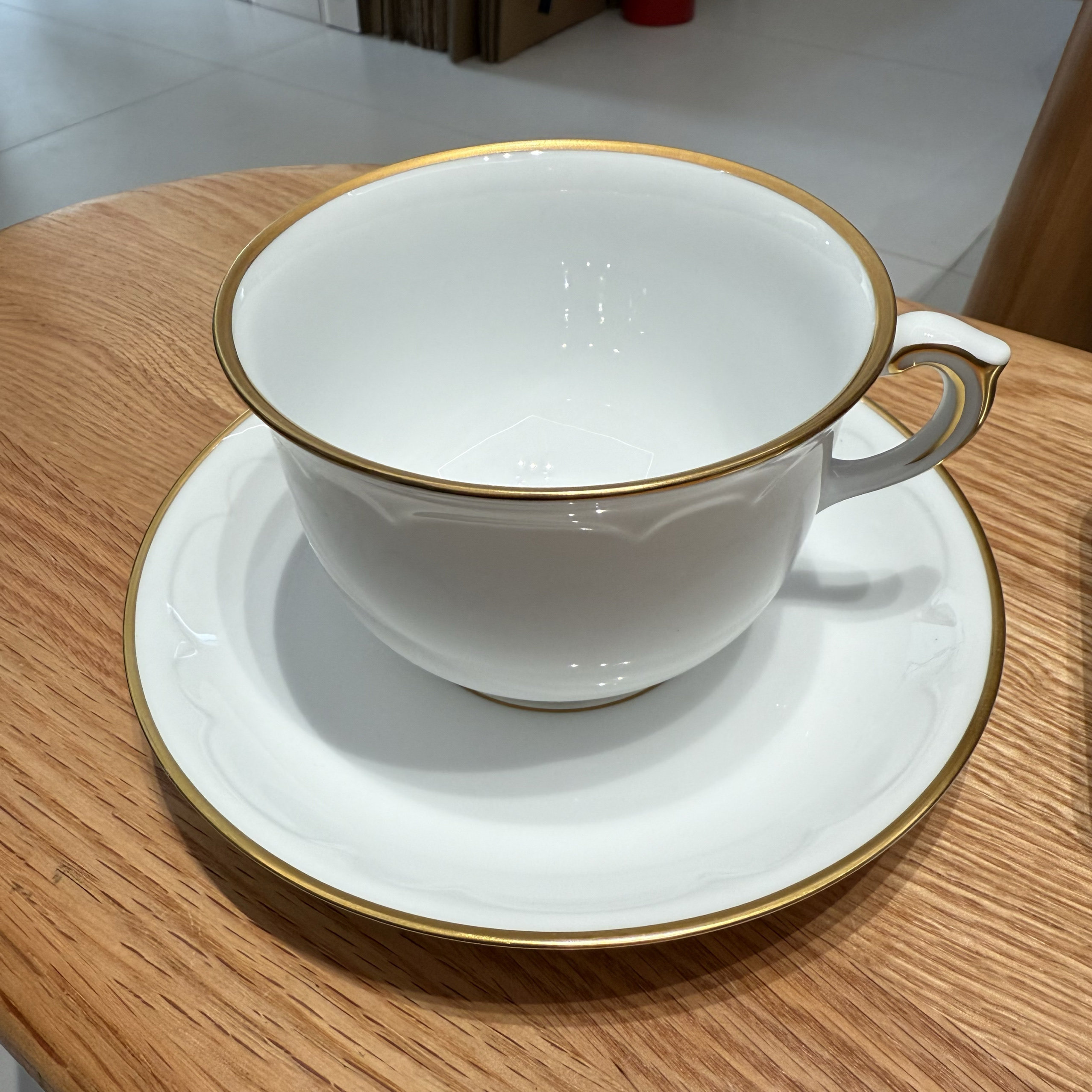 日本大仓陶园白瓷金边大容量骨瓷早餐杯燕麦杯咖啡杯400ml
