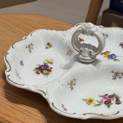 德国Reichenbach中古浮雕描金繁花彩绘三格提梁糖果盘摆件24cm