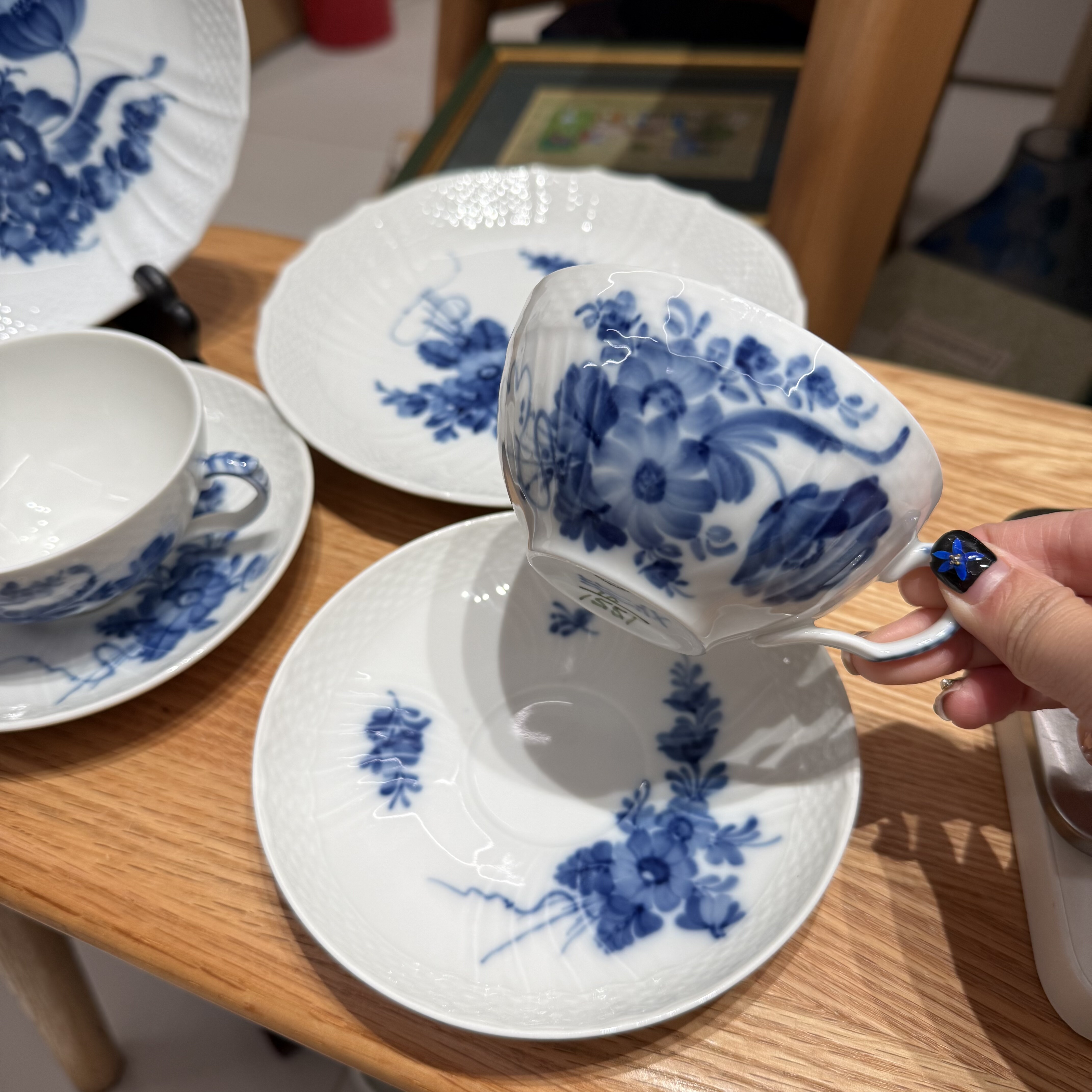 丹麦Royal Copenhagen皇家哥本哈根蓝花手绘骨瓷阔口红茶咖啡杯碟