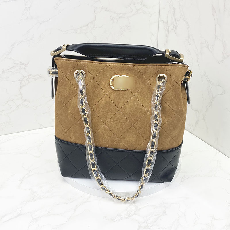 品牌撤柜拼色菱格链条水桶包高级感拼接手提包时尚爆款单肩斜挎包,箱包皮具/热销女包/男包,水桶包,淘宝优惠券,粉丝福利购,淘宝优惠卷