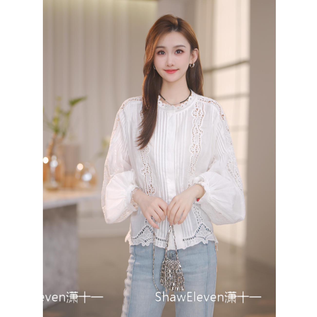 【专柜大上新】2025年法式圆领宽松重工绣花轻奢衬衫JS-55343