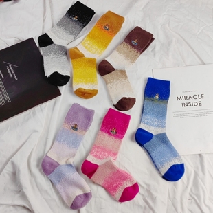 新款日系西太后土星刺绣双针渐变撞色时尚女袜子英伦风百搭潮袜