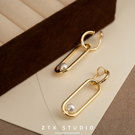 ZTX 高智简约珍珠耳夹无耳洞女新款法式气质耳饰无痛蚊香盘耳环