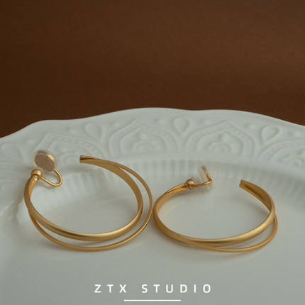 ZTX 双圈设计感耳夹无耳洞女新款高级感气质耳圈耳饰蚊香盘假耳环