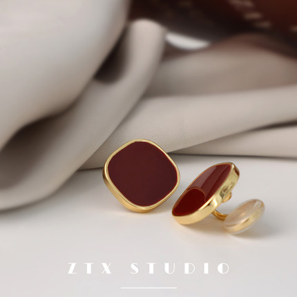 ZTX 复古港风耳夹无耳洞女简约气质法式酒红色耳饰百搭蚊香盘耳钉