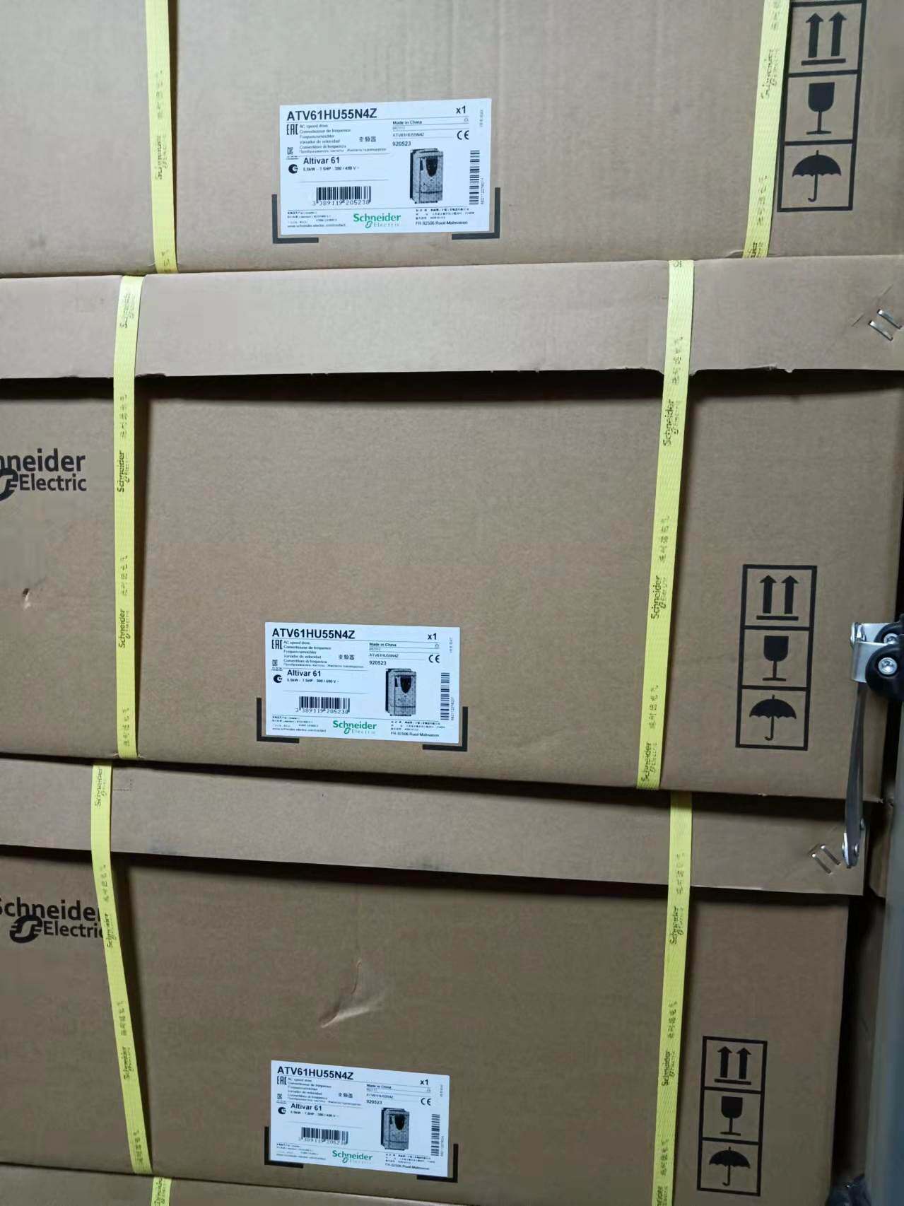 施耐德软启动器 ats48d88q/ats48c11q/ats48c14q/ats48c17q/议价