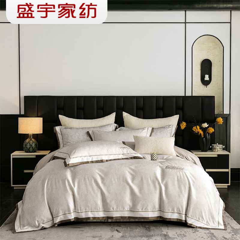 盛宇家纺 2025春夏新品 天棉缎印绣四件套 180*200 艾格 浅茶棕