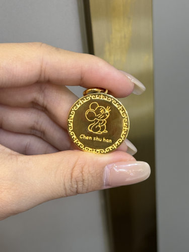 足金黄金镜面定制老鼠吊坠送女友礼物