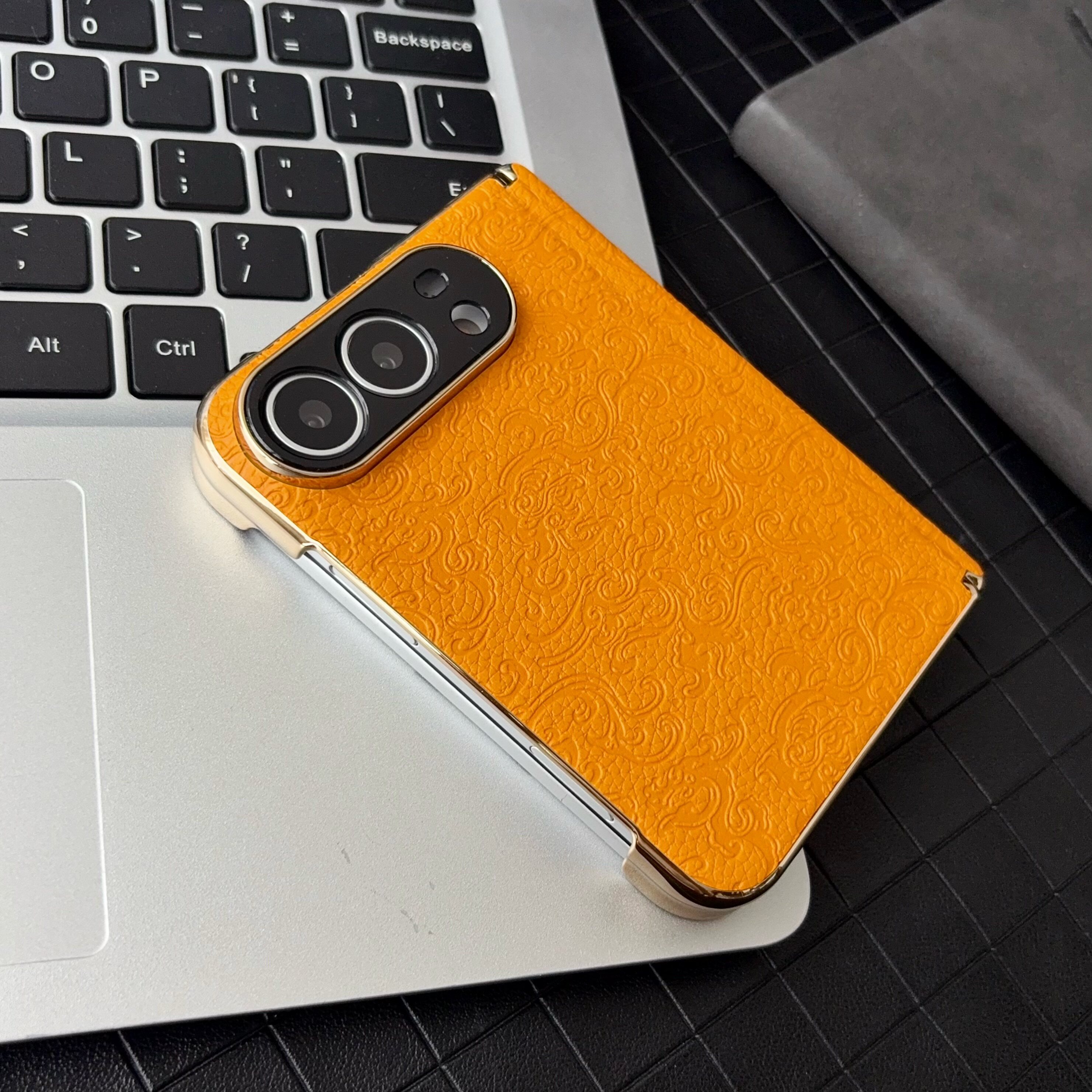 国风龙纹适用苹果18ultra手机壳新款折叠屏iPhone18Ultra素皮保护套双中轴后壳防摔18fold电镀外壳磁吸高级感
