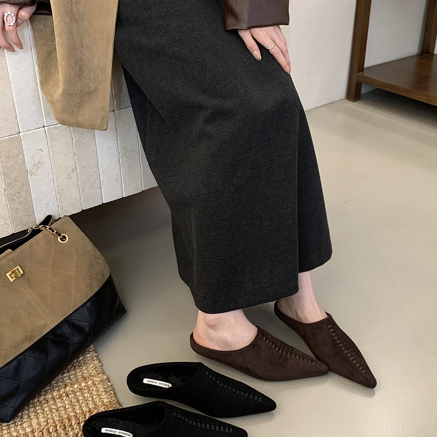 复古小众设计感加绒包头半拖鞋女外穿懒人一脚蹬保暖尖头穆勒棉鞋