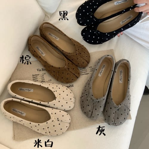 波点猪蹄鞋女韩式褶皱浅口单鞋不累脚一脚蹬平底豆豆鞋分趾猪脚鞋