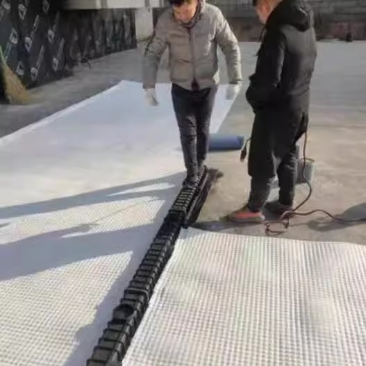 虹吸排水板厂家高分子异形片海绵城市建设虹吸排水系统车库顶板