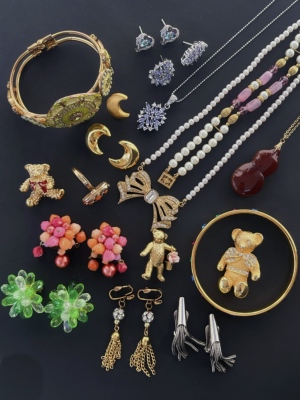 AK AVON SarahCov串珠 西德 耳夹 项链 胸针戒指中古Vintage