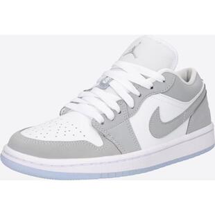 代购JORDAN女士运动板鞋透气孔设计加厚鞋垫柔软鞋底加固后跟