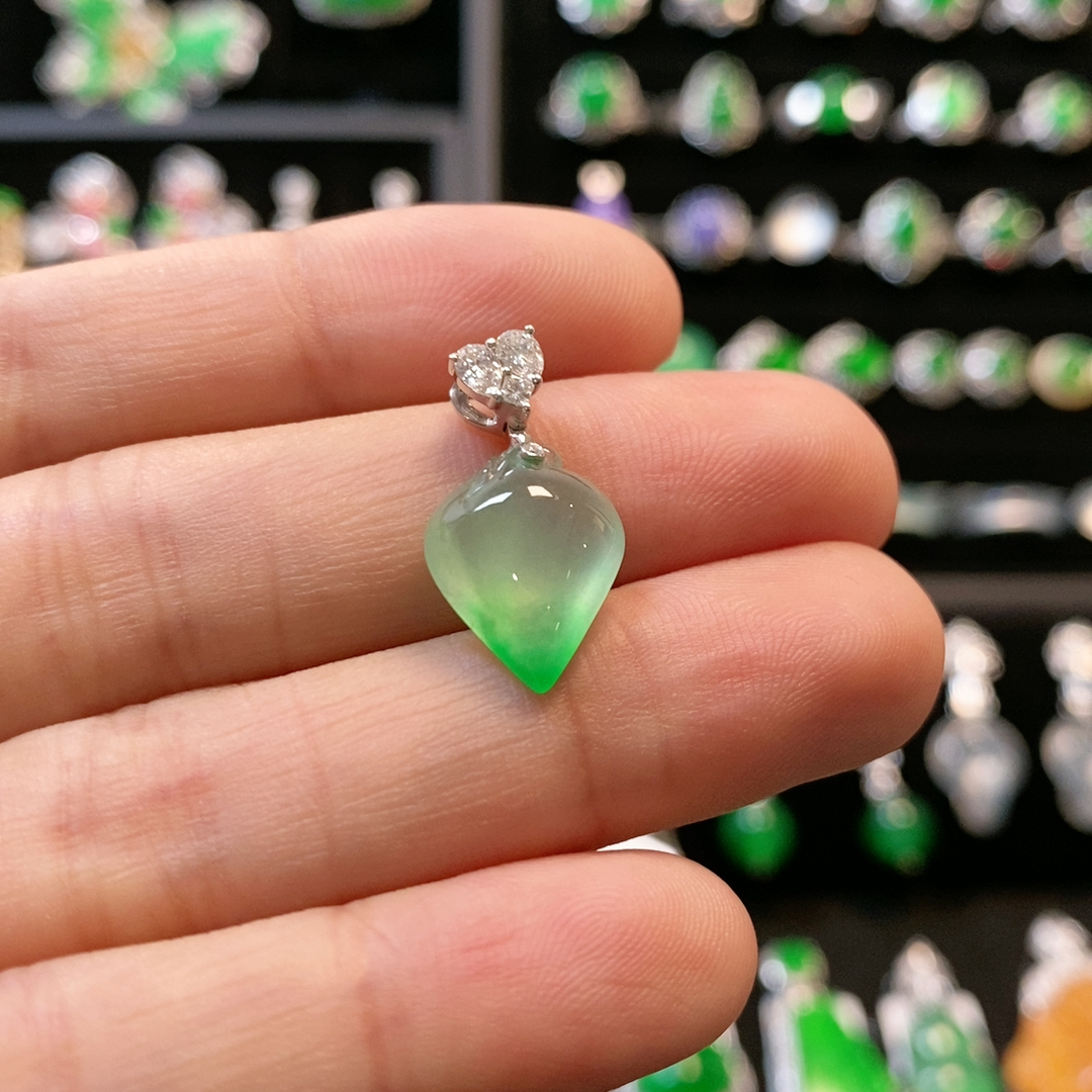 禧荟翠玻璃种金丝翠桃子